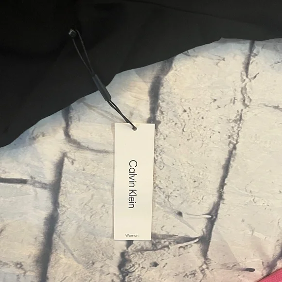 2X- plus size Calvin Klein Black Pullover with Logo - Picture 8 of 12